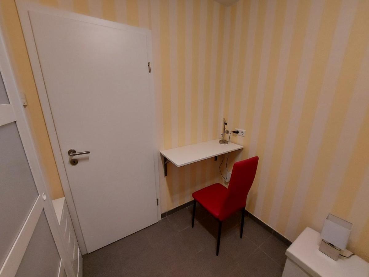 Several Different Rooms, Newly Furnished, In A New House In Vichten ภายนอก รูปภาพ