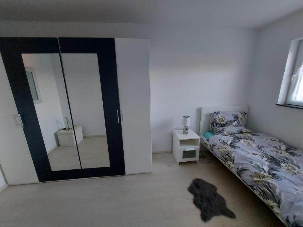 Several Different Rooms, Newly Furnished, In A New House In Vichten ภายนอก รูปภาพ